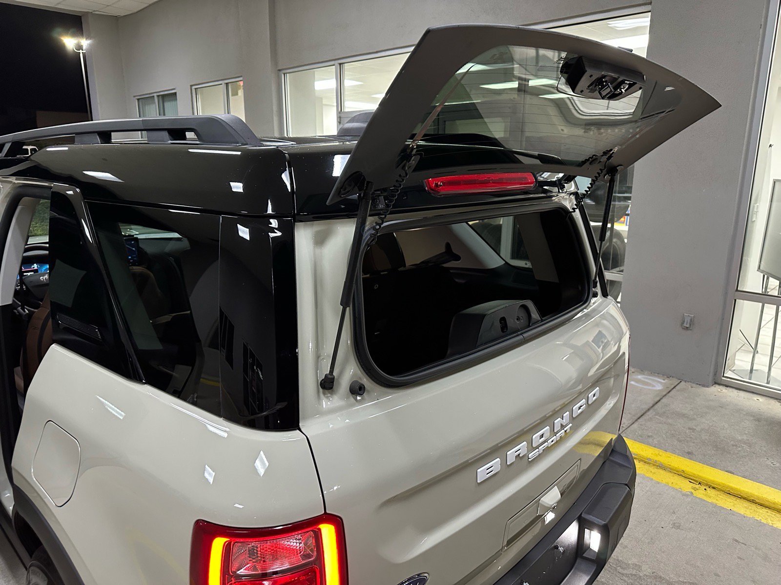 Certified 2025 Ford Bronco Sport Outer Banks w/ Outer Banks Tech Package+ image 28