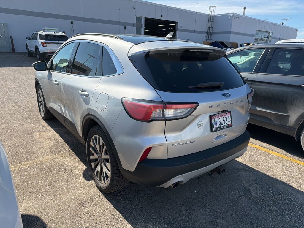 Certified 2020 Ford Escape Titanium AWD/4WD image 4