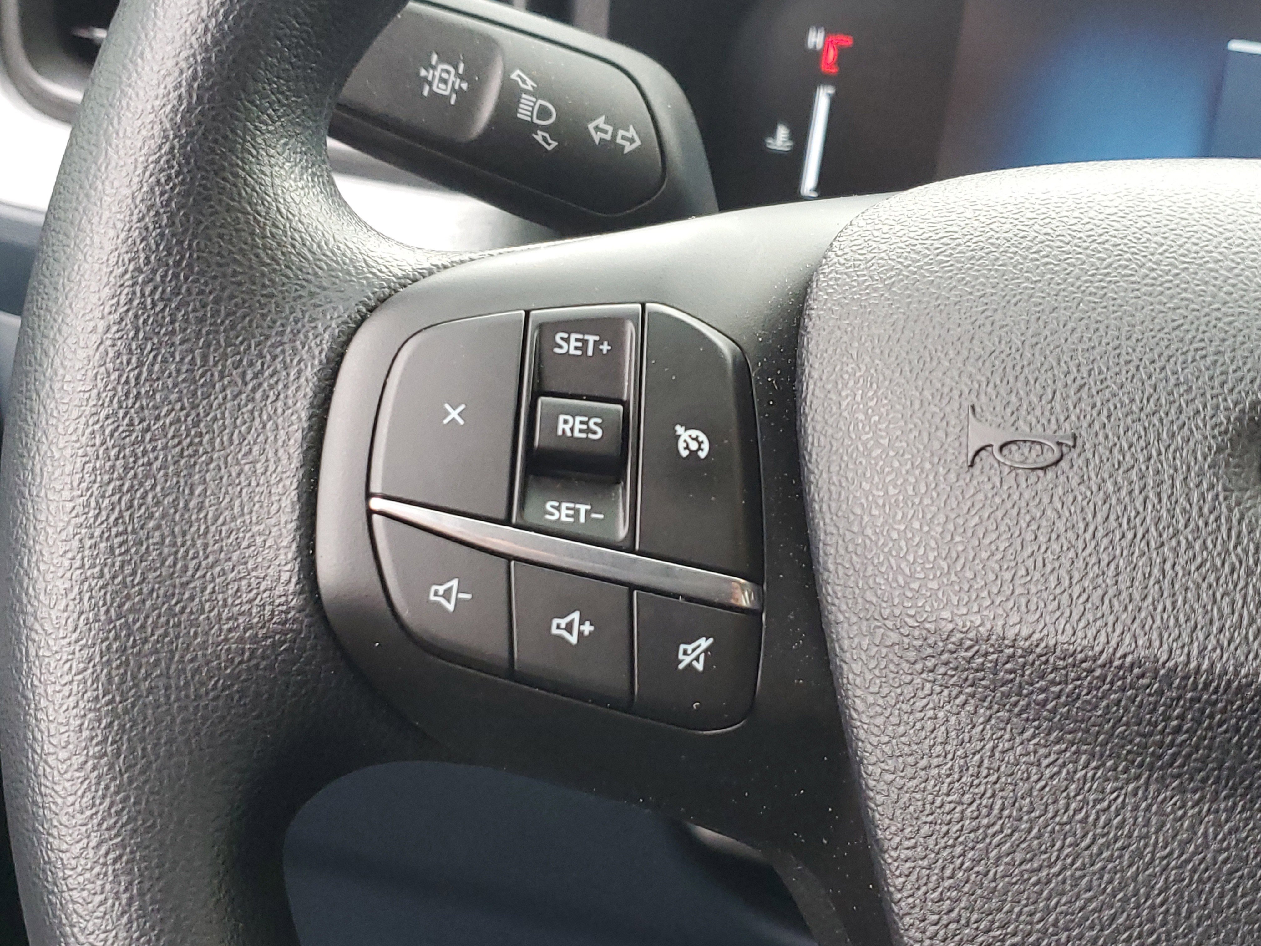 Certified 2025 Ford Maverick XLT image 22