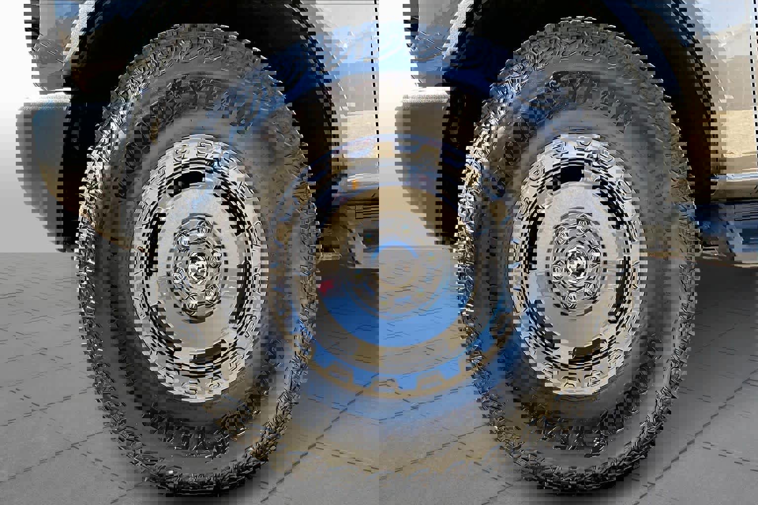 Certified 2025 Ford Bronco Outer Banks w/ Sasquatch Package image 14