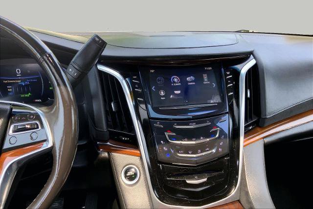 Used 2020 Cadillac Escalade Luxury w/ Escalade Sport Edition AWD/4WD image 7