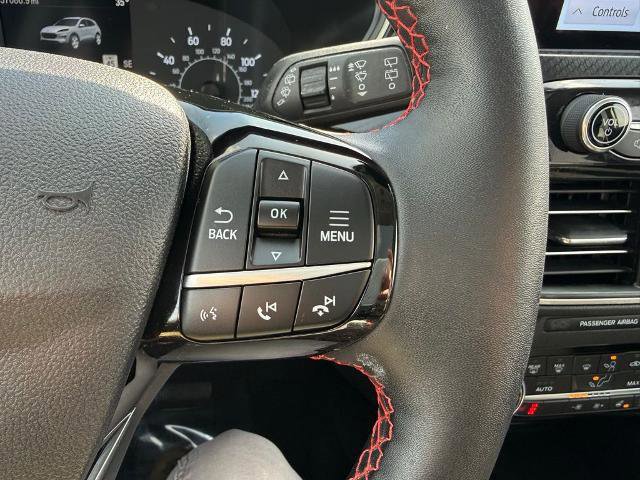 Certified 2022 Ford Escape SEL w/ SEL Stealth AWD Package image 19