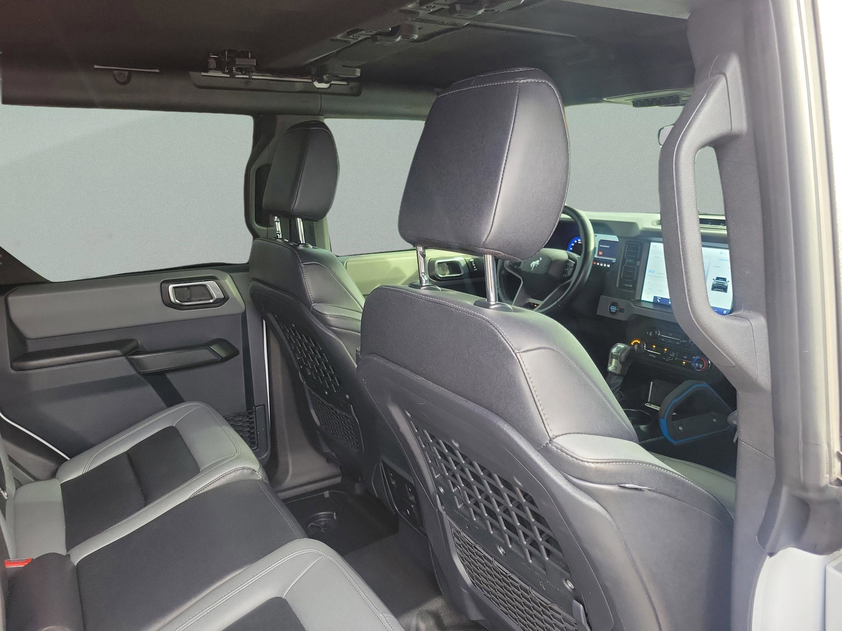 Certified 2024 Ford Bronco Black Diamond image 26