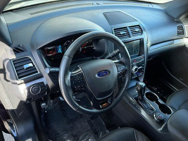 Certified 2018 Ford Explorer Limited AWD/4WD image 10