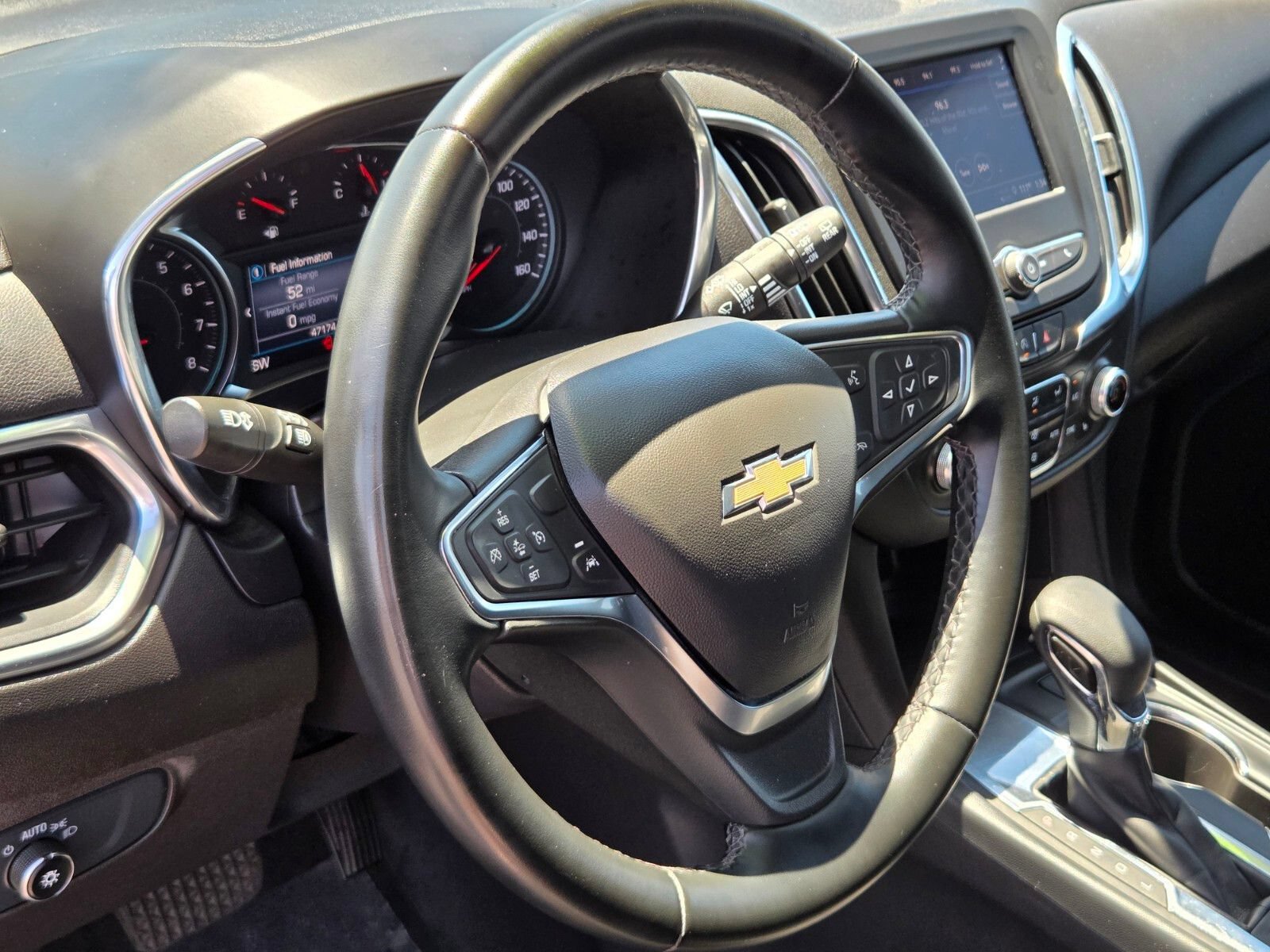Used 2024 Chevrolet Equinox LT FWD image 18