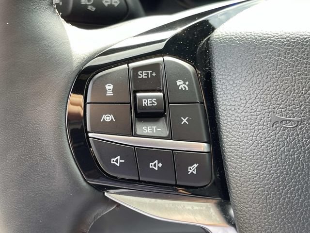 Certified 2023 Ford Explorer Platinum w/ Technology Package AWD/4WD image 41
