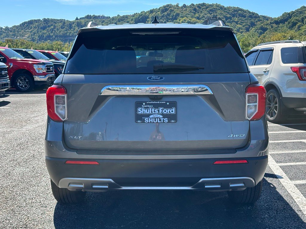 Certified 2023 Ford Explorer XLT w/ Equipment Group 202A AWD/4WD image 5