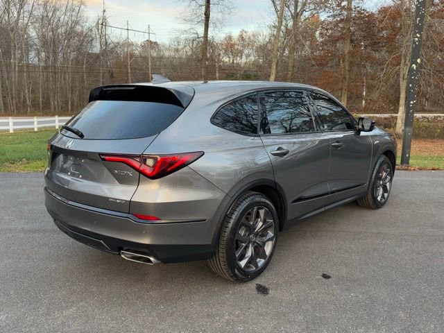 Used 2023 Acura MDX A-Spec image 4