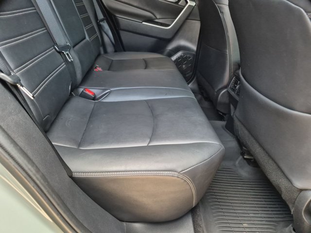 Used 2021 Toyota RAV4 XLE Premium AWD/4WD image 19