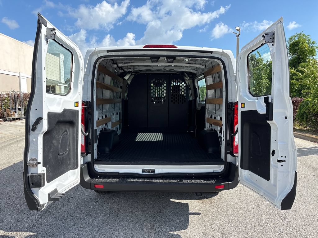 Certified 2025 Ford Transit 250 Low Roof w/ Exterior Upgrade Package RWD image 10