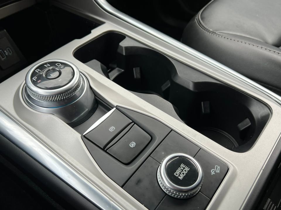 Certified 2023 Ford Explorer XLT w/ Equipment Group 202A image 36