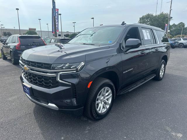 Used 2024 Chevrolet Suburban LS RWD image 4