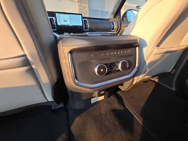 Certified 2025 Ford Expedition Max Platinum AWD/4WD image 27