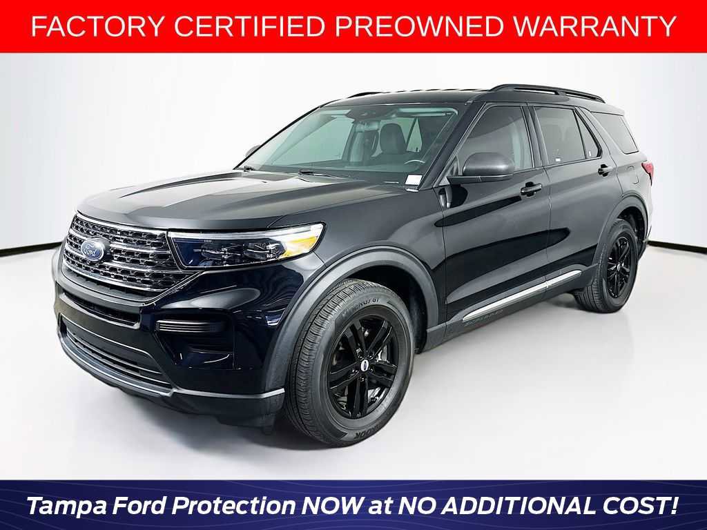 Certified 2022 Ford Explorer XLT image 1