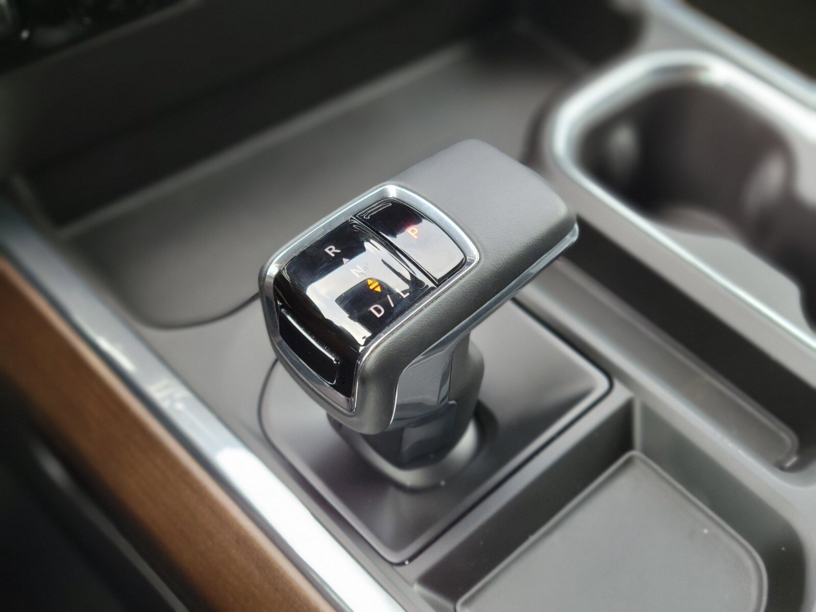 Used 2024 Chevrolet Silverado 1500 High Country w/ High Country Premium Package image 26