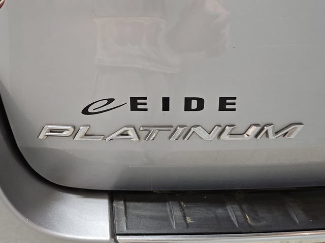 Certified 2023 Ford Explorer Platinum w/ Technology Package AWD/4WD image 40