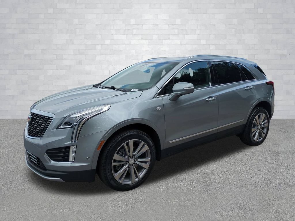 Used 2025 Cadillac XT5 Premium Luxury w/ Technology Package FWD image 9