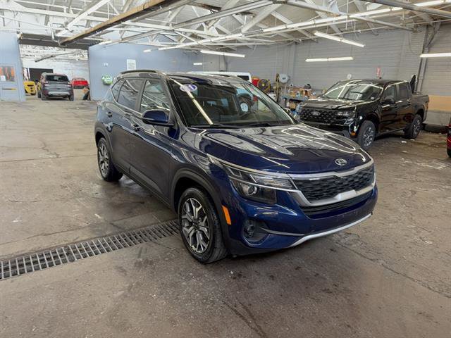 Used 2021 Kia Seltos EX AWD/4WD image 6