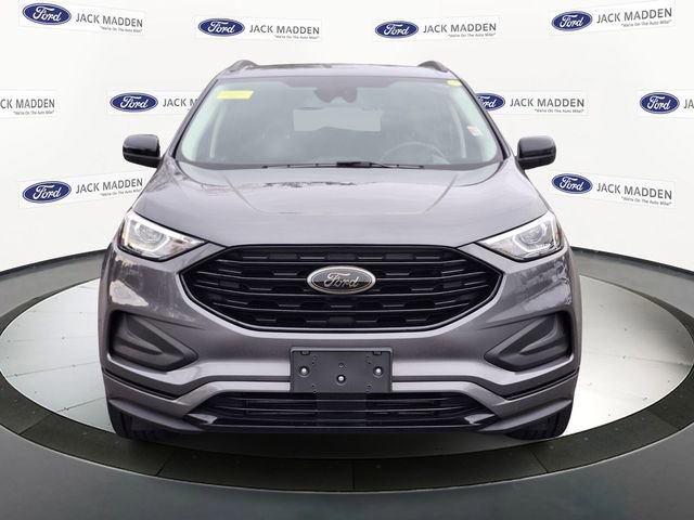 Certified 2022 Ford Edge SE w/ Black Appearance Package image 8