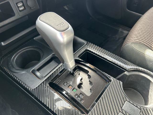 Used 2022 Toyota 4Runner TRD Off-Road AWD/4WD image 29