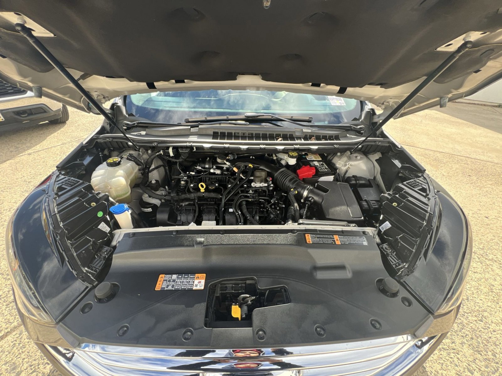 Certified 2019 Ford Edge Titanium w/ Equipment Group 301A image 28