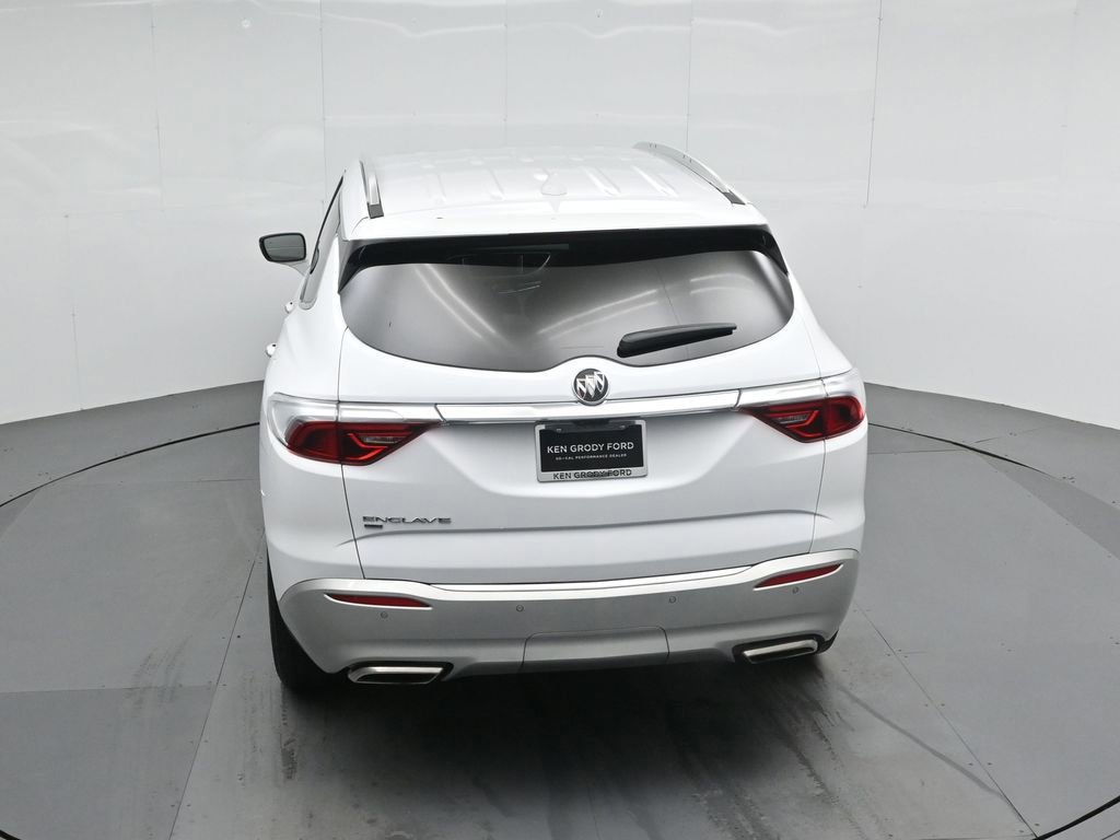 Used 2024 Buick Enclave Premium image 15
