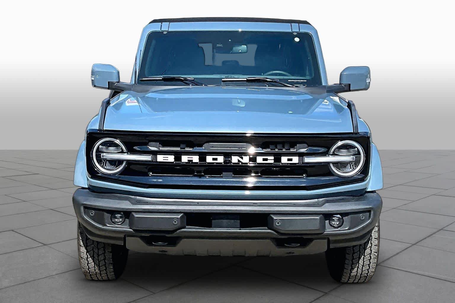Certified 2025 Ford Bronco Outer Banks AWD/4WD image 4