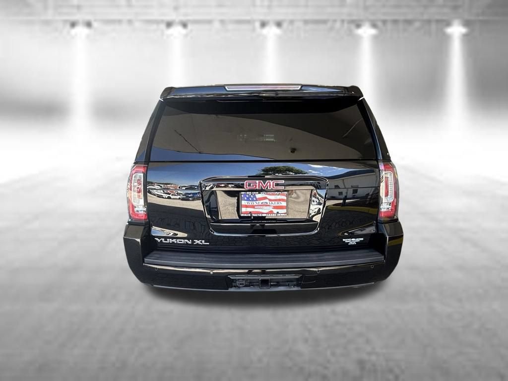 Used 2017 GMC Yukon XL SLT w/ Premium Edition AWD/4WD image 5