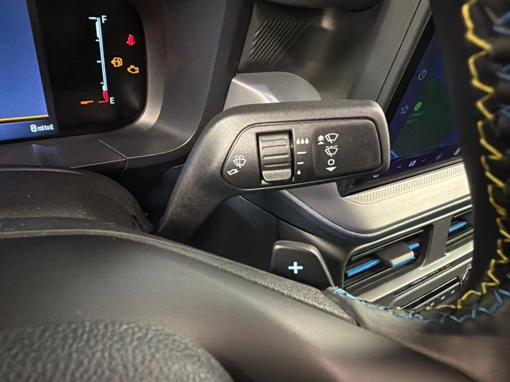 Certified 2025 Ford Maverick Lobo AWD/4WD image 20