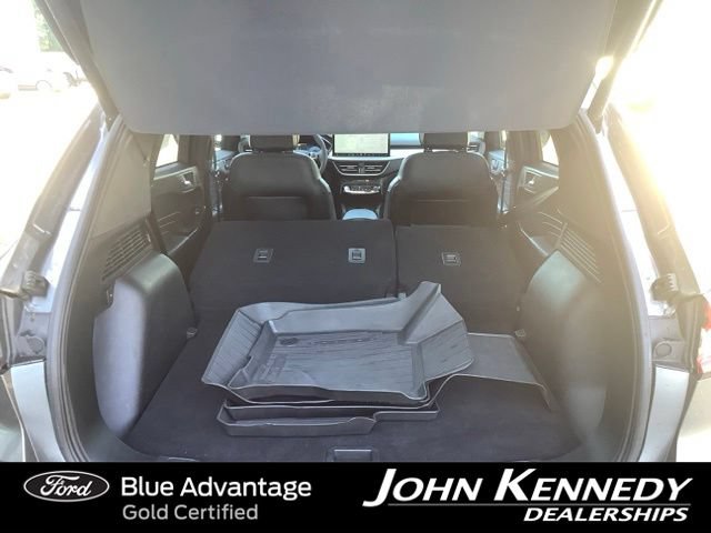 Certified 2023 Ford Escape Platinum w/ Premium Technology Package AWD/4WD image 37