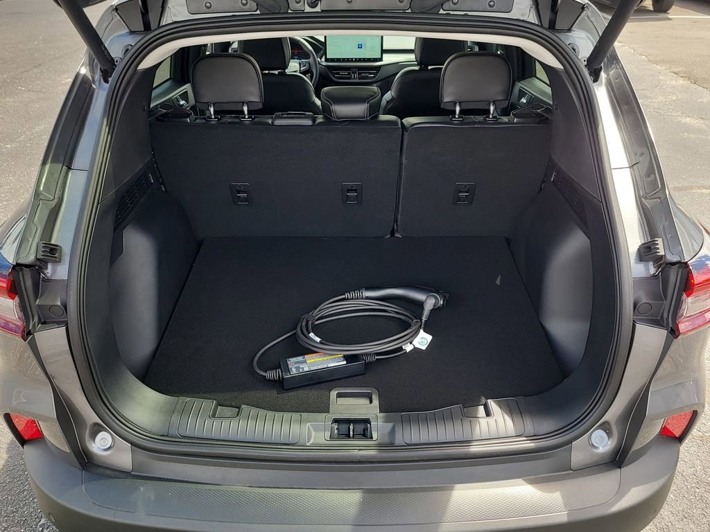 Certified 2026 Ford Escape SE image 7