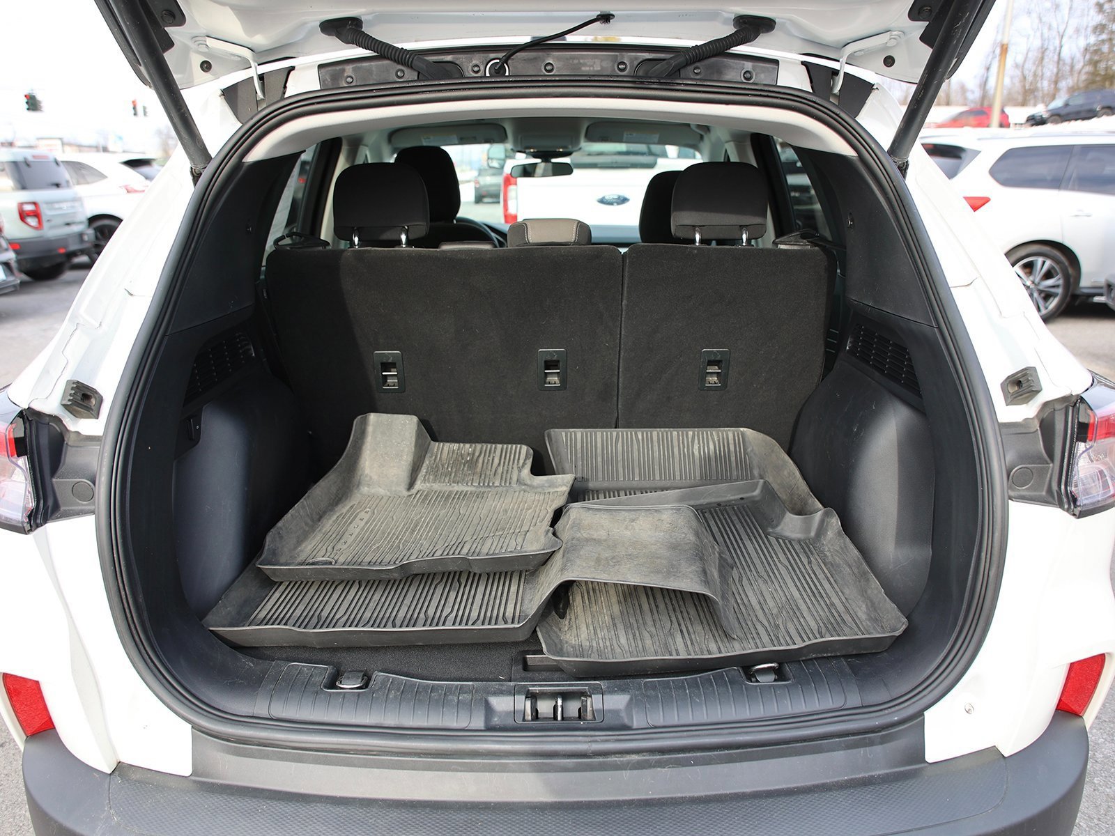 Certified 2022 Ford Escape SE w/ Convenience Package image 13