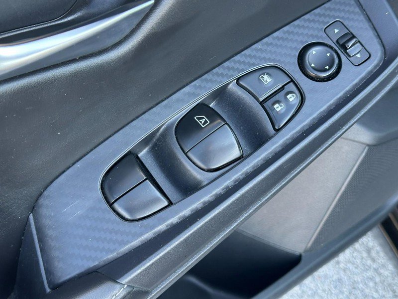 Used 2021 Nissan Sentra SV image 16