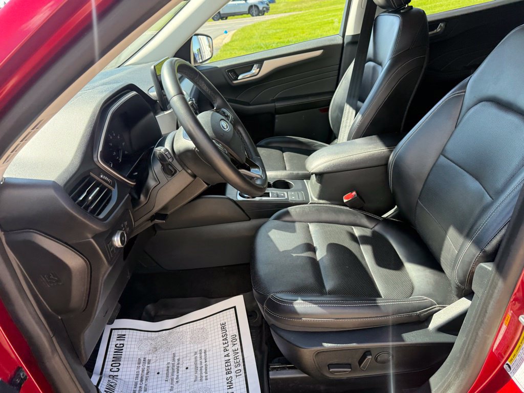 Certified 2021 Ford Escape SEL AWD/4WD image 23