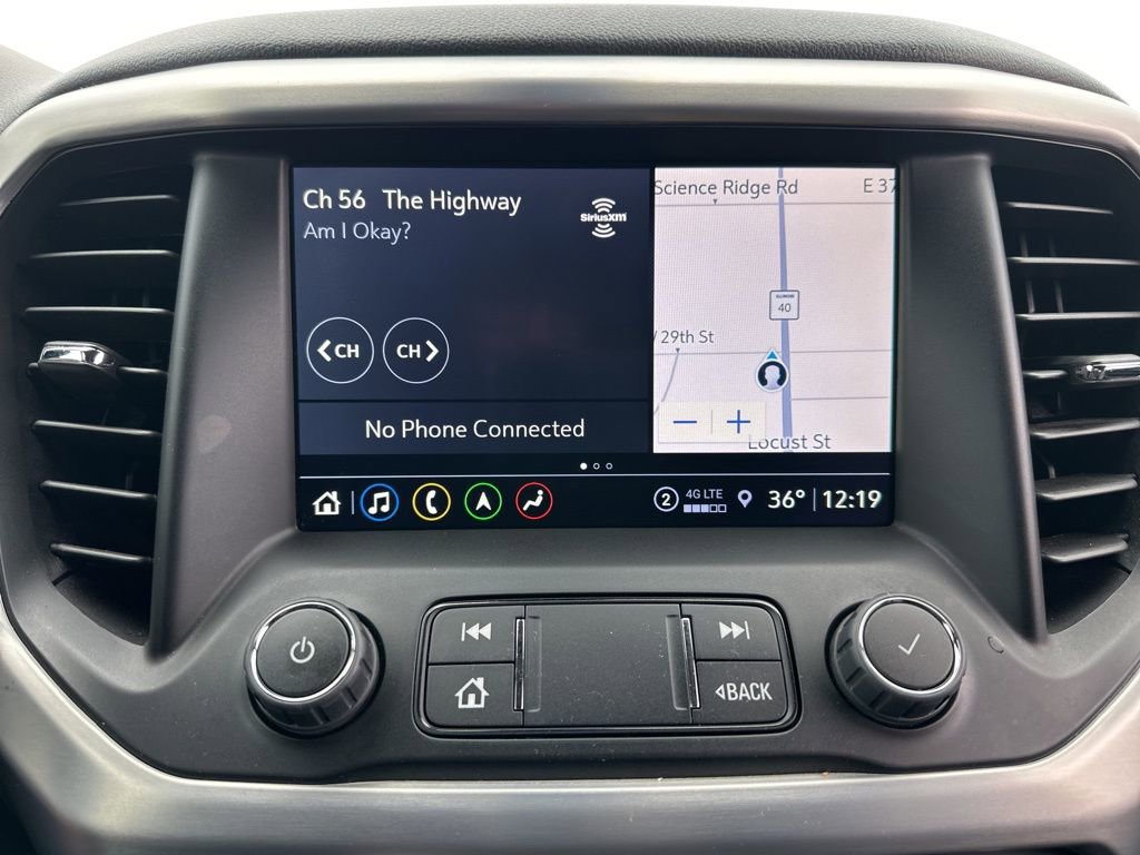 Used 2023 GMC Acadia SLT image 9