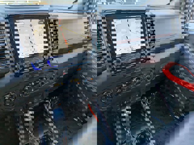 Used 2023 Nissan Frontier PRO-4X w/ Pro-4X Premium Package image 24