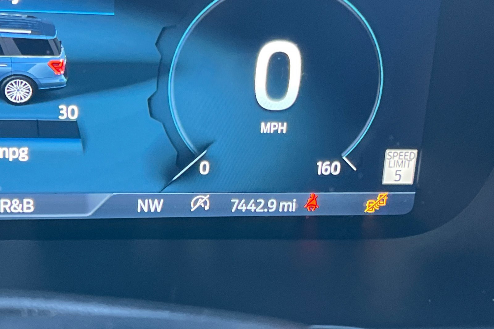 Certified 2022 Ford Expedition Limited image 40