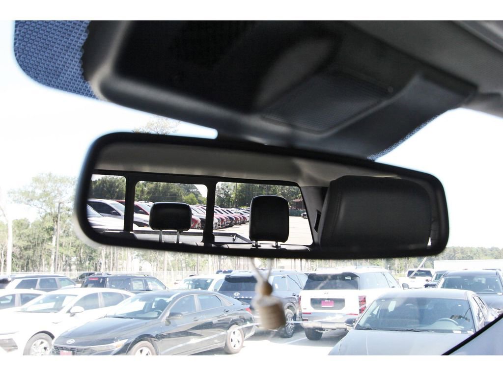 Certified 2025 Ford F350 Lariat AWD/4WD image 21