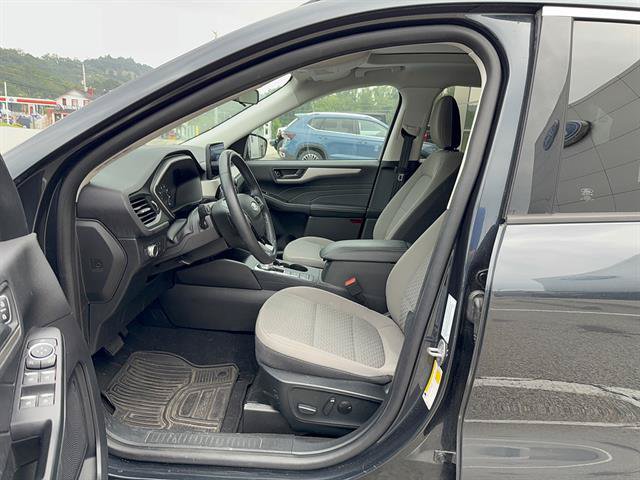 Certified 2022 Ford Escape SE w/ Convenience Package AWD/4WD image 7