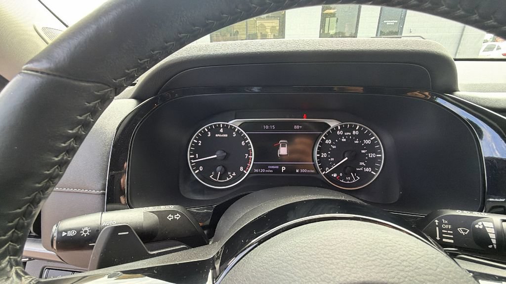 Used 2023 Nissan Pathfinder SL w/ SL Premium Package FWD image 19