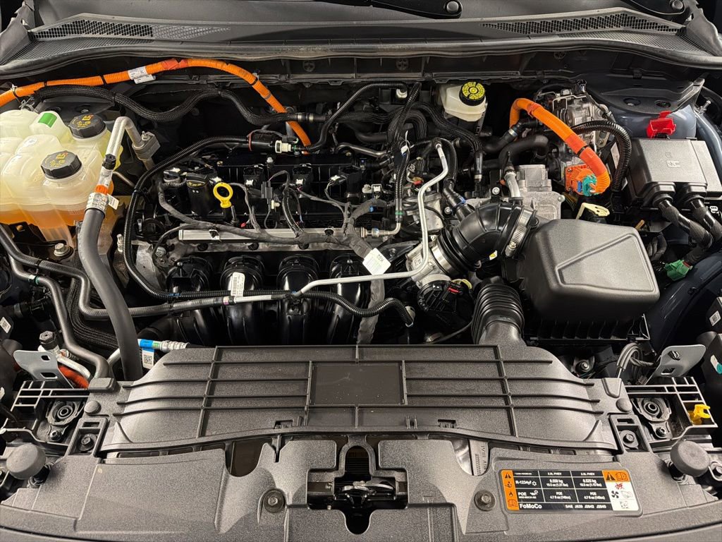 Certified 2023 Ford Escape Platinum AWD/4WD image 36