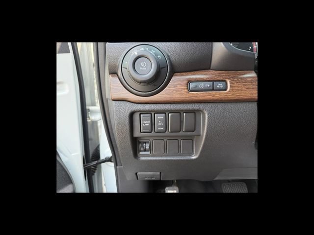 Used 2021 Nissan Titan Platinum Reserve w/ Moonroof Package AWD/4WD image 28