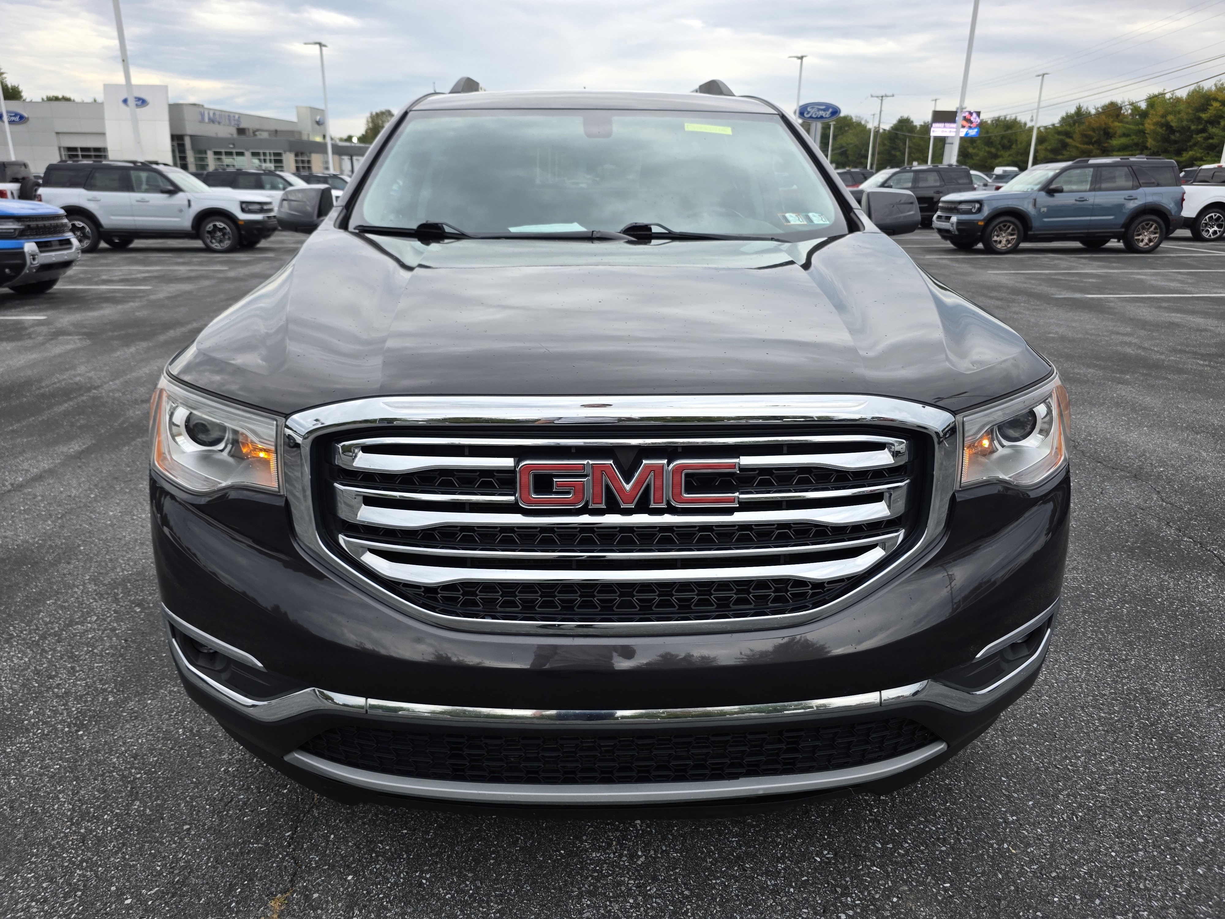 Used 2019 GMC Acadia SLE w/ Driver Alert Package I AWD/4WD image 8