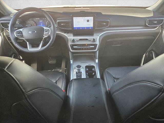 Certified 2023 Ford Explorer XLT w/ Equipment Group 202A image 17