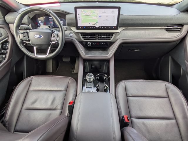 Certified 2026 Ford Explorer Platinum RWD image 16