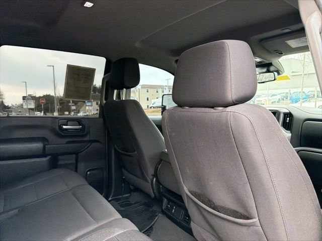 Used 2024 Chevrolet Silverado 2500 Custom w/ Custom Value Package image 30