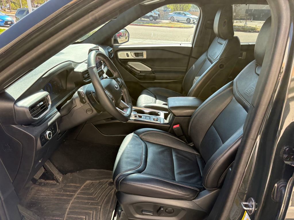 Certified 2024 Ford Explorer ST w/ Equipment Group 401A AWD/4WD image 18