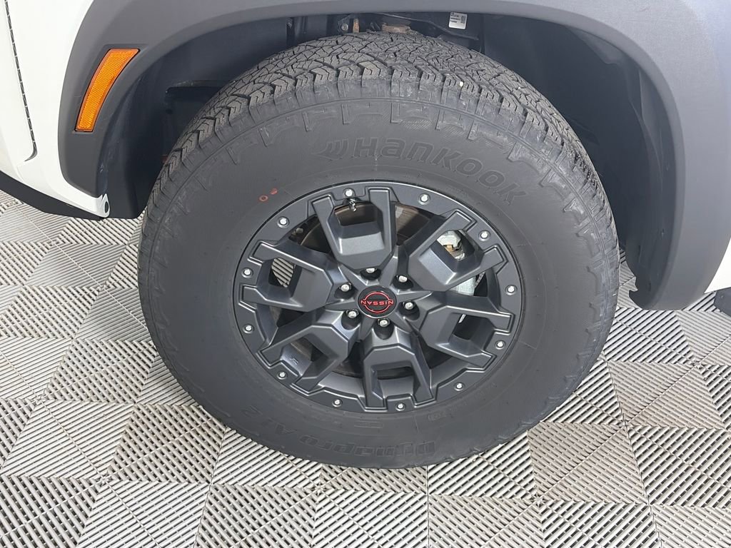 Used 2023 Nissan Frontier PRO-4X w/ Pro-4X Premium Package AWD/4WD image 8