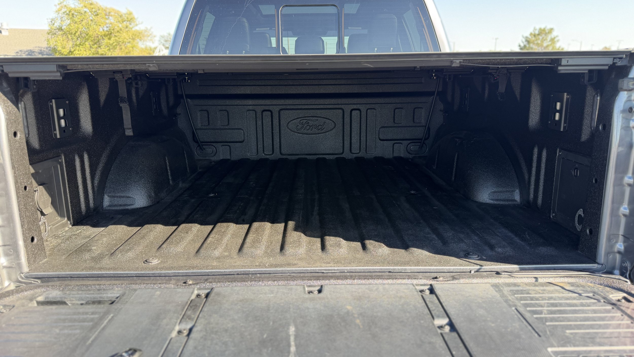 Certified 2024 Ford F150 Raptor w/ Equipment Group 803A Raptor R AWD/4WD image 4