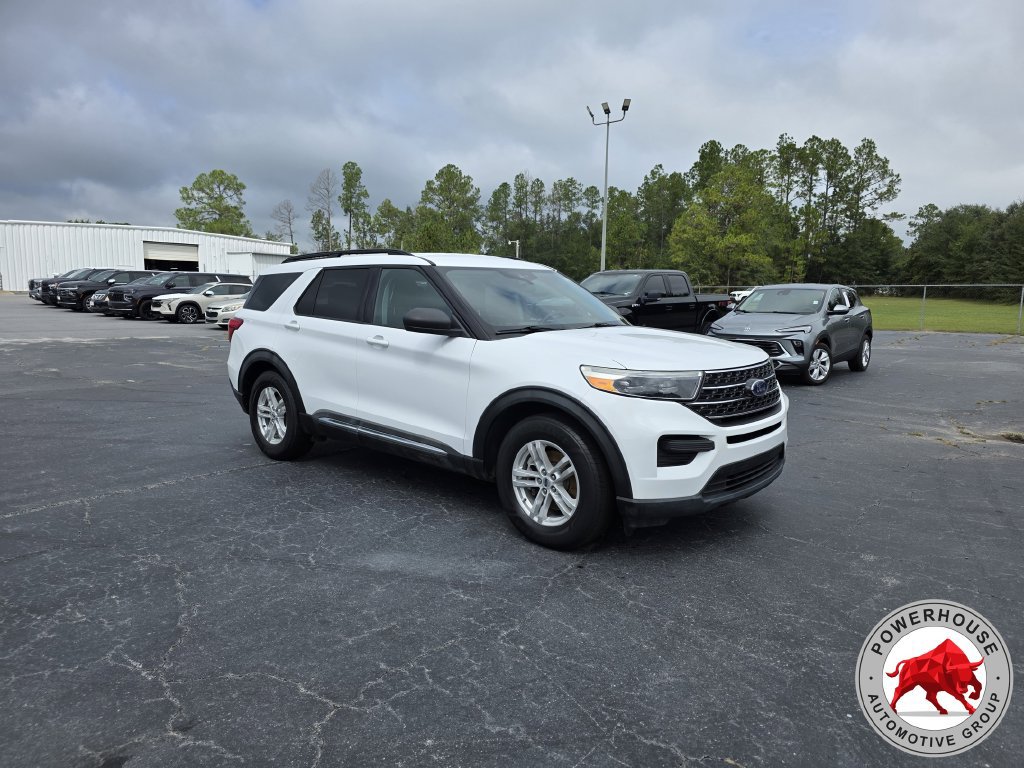 Certified 2021 Ford Explorer XLT RWD image 9